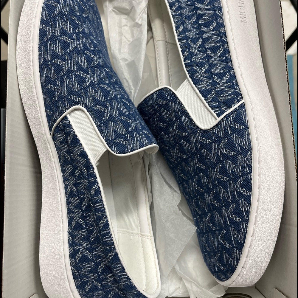Michael Kors size 9.5 Keaton Slip On